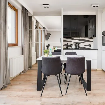 Apartment Wola Brylowska Chic By Bookinghost Warsaw