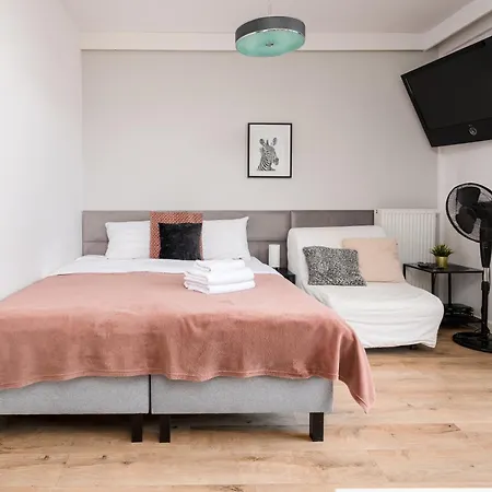Apartment Wola Brylowska Chic By Bookinghost